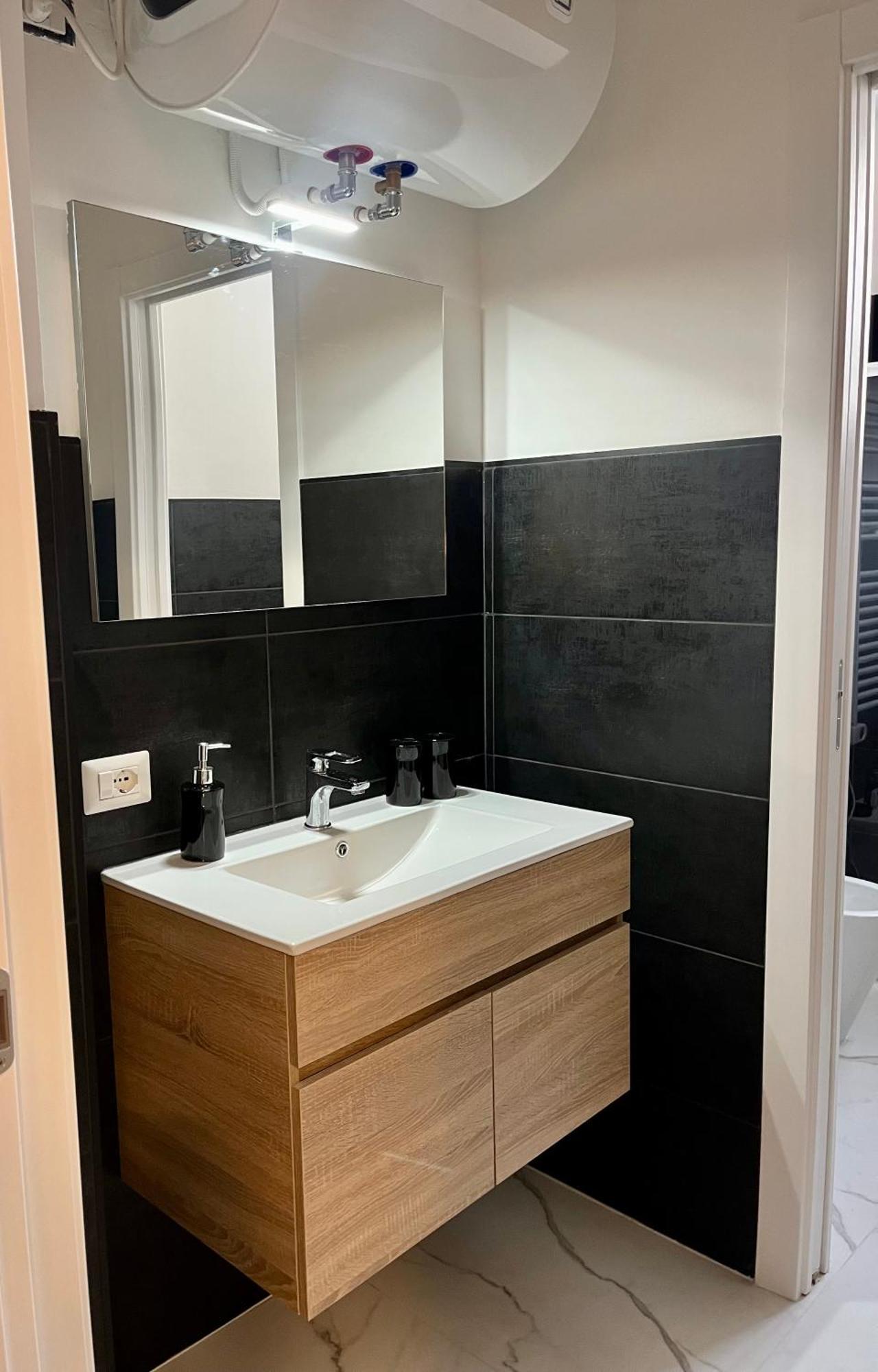 Dimora Chic - A 5 Fermate Dal Duomo Villa Милано Екстериор снимка